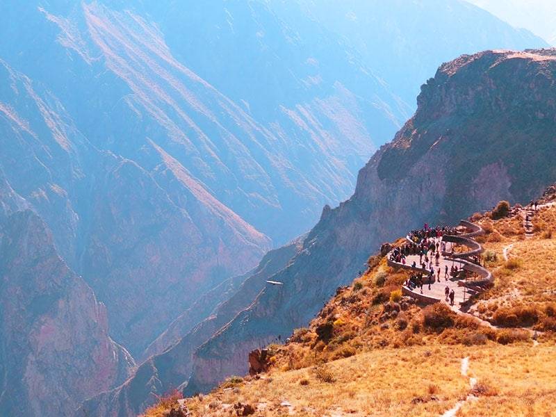 Tour Puno – Chivay – Cañon del Colca – Arequipa
